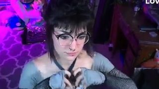Brunette Solo Webcam Masturbation