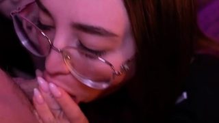 Natural tits, top model Mary throating 1win stiffy in