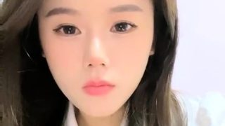 Amateur young teen solo masturbation on her livingroom